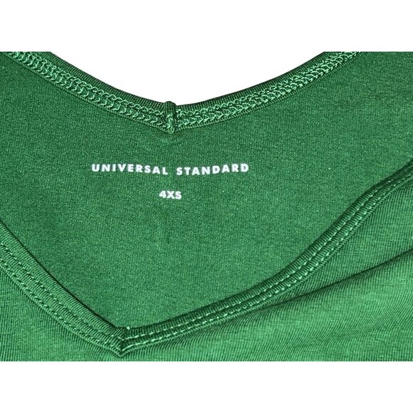 Universal Standard Foundation Short Sleeve V-Neck Tee Sz 4XS (00-0, XS) Green - Picture 6 of 9